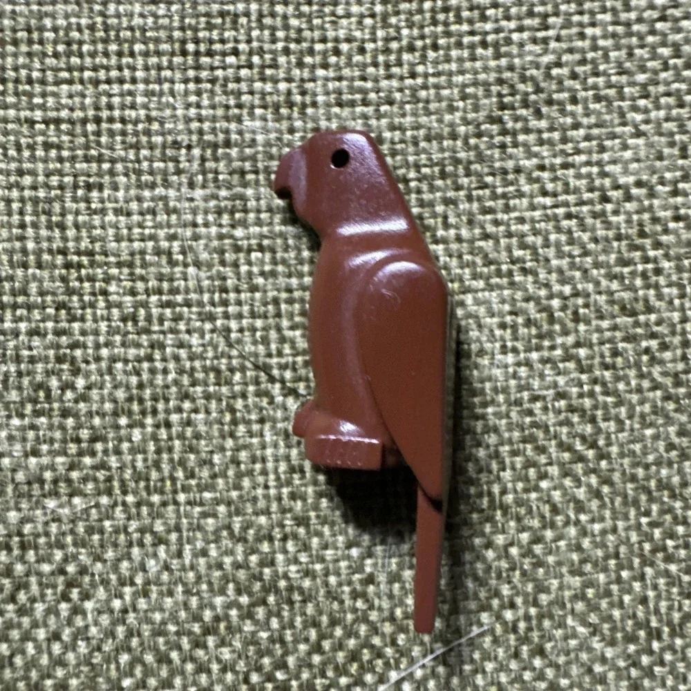 LEGO Brown Bird, Parrot First Version with Small Beak - 6091, 6098 King Leo